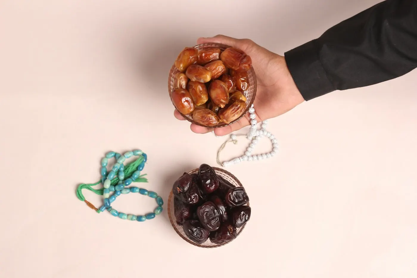علبة تمور فاخرة